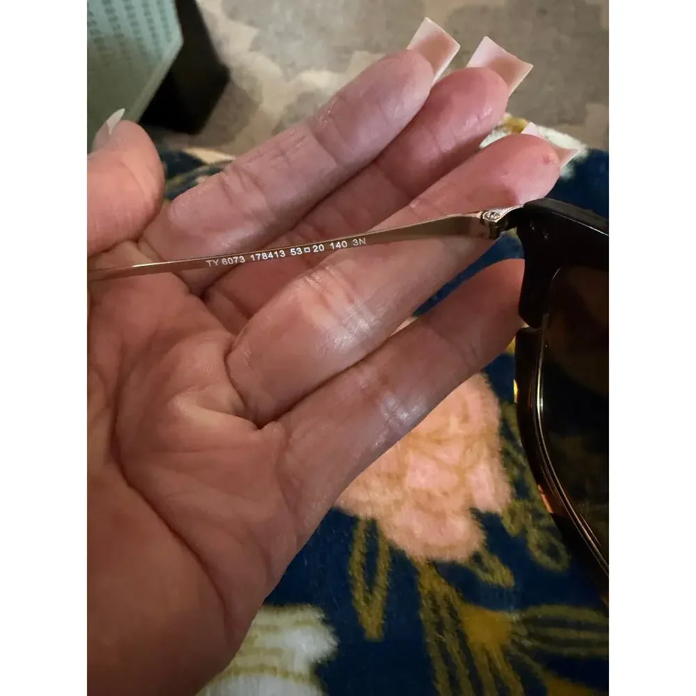 Tory Burch TY6073 178413 Cat Eye Sunglasses Black Tortoise Brown Gradient Lens